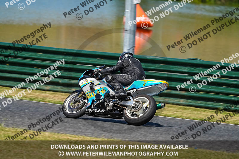 enduro digital images;event digital images;eventdigitalimages;mallory park;mallory park photographs;mallory park trackday;mallory park trackday photographs;no limits trackdays;peter wileman photography;racing digital images;trackday digital images;trackday photos